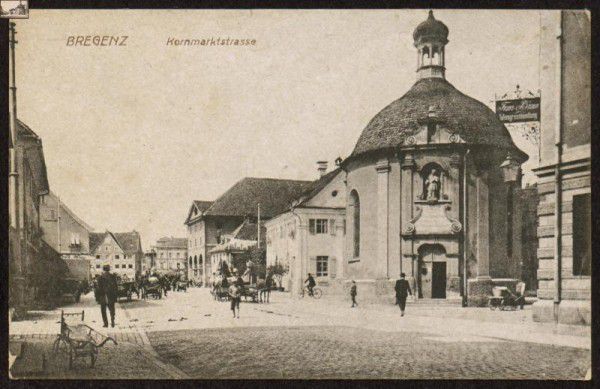 Die Nepomukkapelle vor 1921 auf einer Postkarte.Foto: Sammlung C. Risch-Lau, Vorarlberger Landesbibliothek