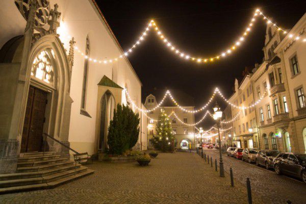 Spätestens seit 1935 gibt es die städtische Weihnachtsbeleuchtung im Ländle.