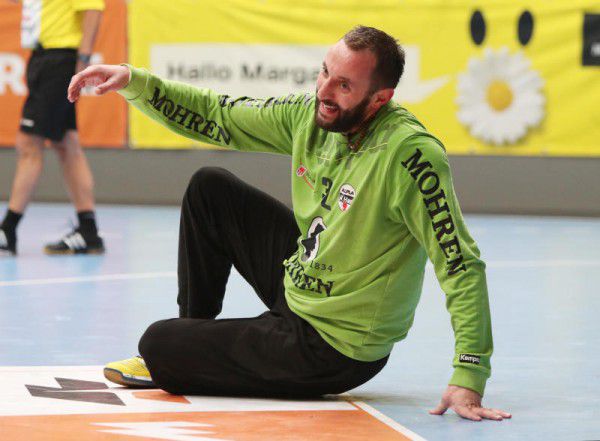 Torhüter Golub Doknic ist aufgrund einer fiebrigen Erkältung für das Spiel in Linz fraglich. GEPA
