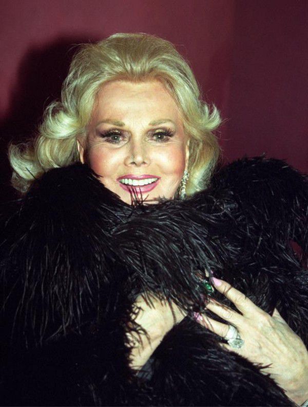 Zsa Zsa Gabor starb im Alter von 99 Jahren. dpa/Istvan Bajzat