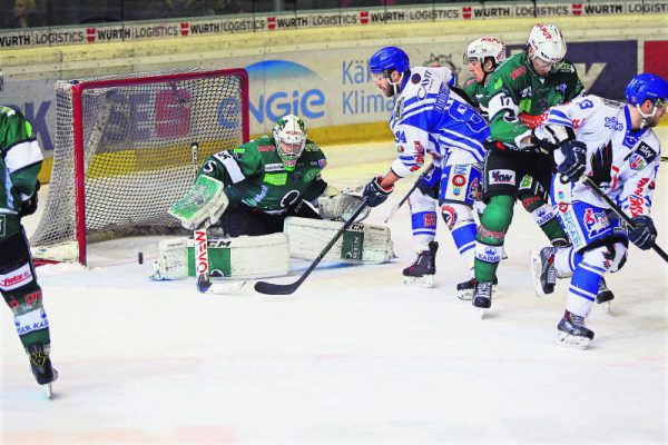ECB-Goalie Pietilä musste sich fünf Mal geschlagen geben. Hofmeister