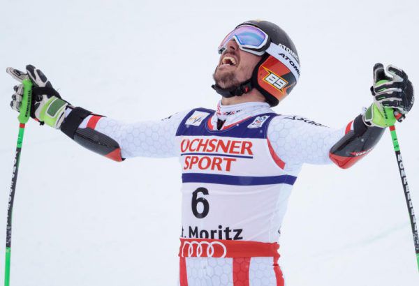 Hirscher freut sich im Ziel über seine Goldmedaille. APA