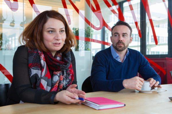 Tigranuhi Akopyan und Robert Moosbrugger informierten über das Zentrum. Klaus hartinger