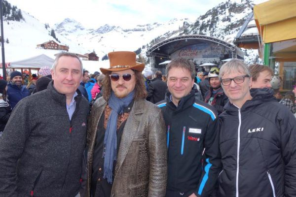 Wolfgang Telser, Christiano „Zucchero“, Thomas Übelher und Wolfgang Preuss vor der Open-Air-Bühne. (v.l.). Sigi HAlder (5)