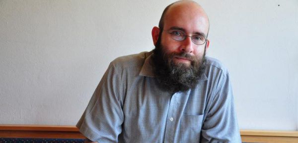Dariusz Radziechowski wurde 1981 in Polen geboren. Er studierte Theologie und Philosophie in Krakau und Rom. Wolfgang ölz
