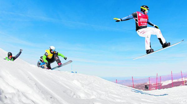Markus Schairer (l.) und Alessandro Hämmerle (r.) beim Weltcuprennen 2013 in der Sierra Nevada. GEPA (2)