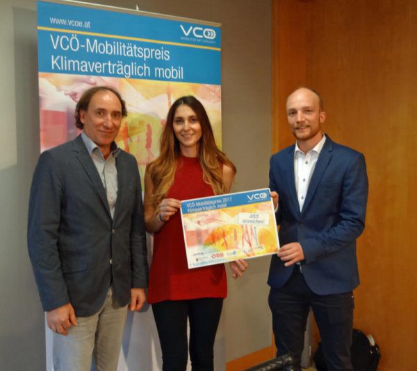 Von links: Landesrat Johannes Rauch, Güzide Izmirli (ÖBB) und Michael Schwendinger (VCÖ).
