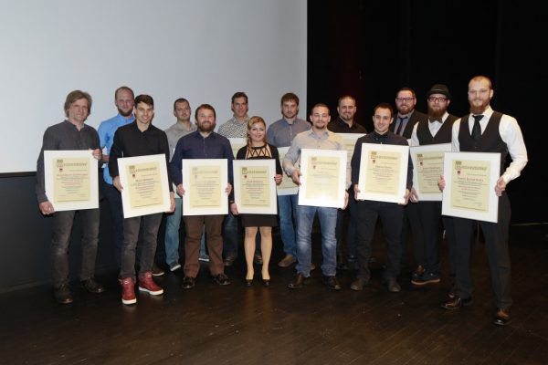 Die frisch gebackenen Metalltechnik-Meister. Eva rauch