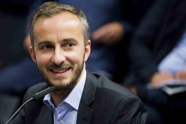 Wusste Jan Böhmermann mehr über die Ibiza-Affäre? Rolf Vennenbernd/dpa via AP, file