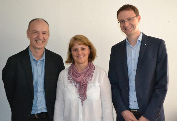 Hospiz-Vorarlberg-Leiter Karl Bitschnau, Pflegeleiterin Angelika Müller und der ärztliche Leiter Klaus Gasser (v.l.). Caritas