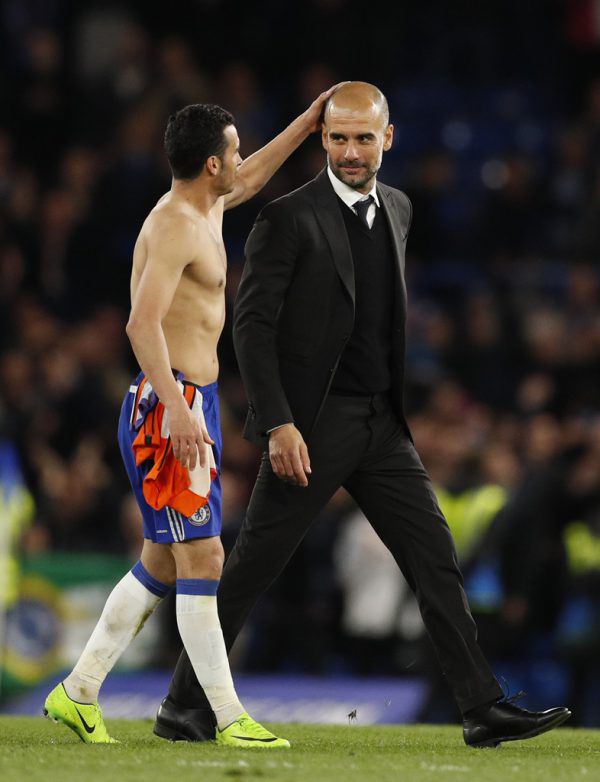 Pedro tröstete City-Coach Pep Guardiola Reuters