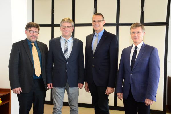Der Landesrat mit den Kammerfunktionären. vlk/micheli