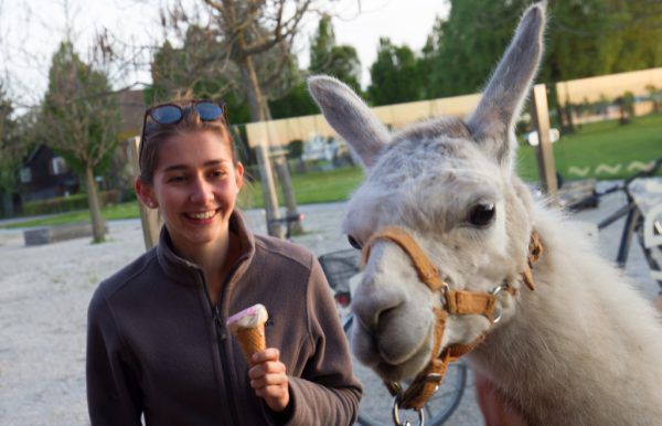 Ein Eis durfte beimSpaziergang nicht fehlen.