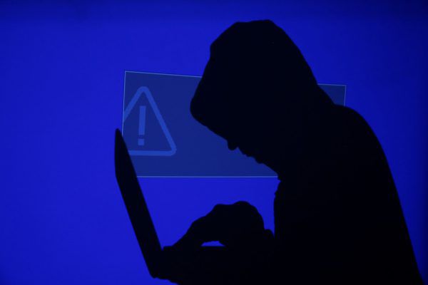 Steigende Zahl an Hacker-Angriffen lässt Nachfrage nach Cyber-Versicherungen steigen. Reuters