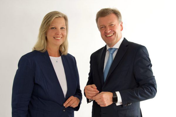 Das zur Hälfte erneuerte Vorstandsduo heißt Karin Zipperer und Klaus Schierhackl. APA