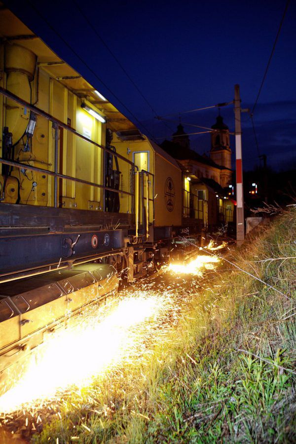 Der Schienenschleifzug Speno. ÖBB/Knaus
