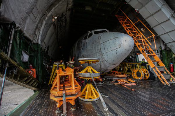 2008 wurde die Maschine engültig für fluguntauglich erklärt. Seitdem stand der Flieger ausrangiert in der brasilianischen Sonne.