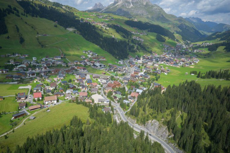 Knapp zwanzig Prozent der Finanzhilfen des Landes flossen in die Arlberggemeinde.⇒hartinger
