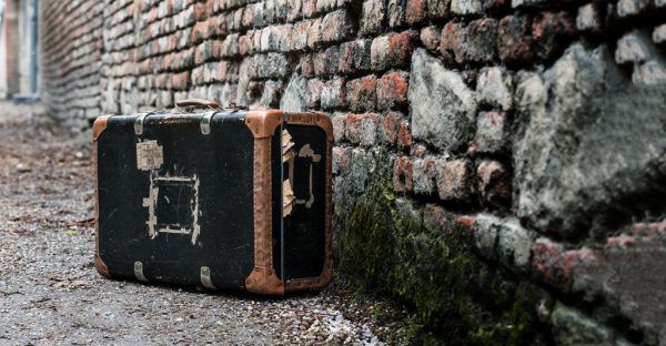 Folder und Broschüren sind im aha erhältlich. UNHCR_KOMO