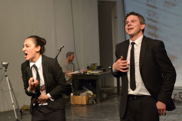 Schauspielerin Alev Irmak. Kosmos