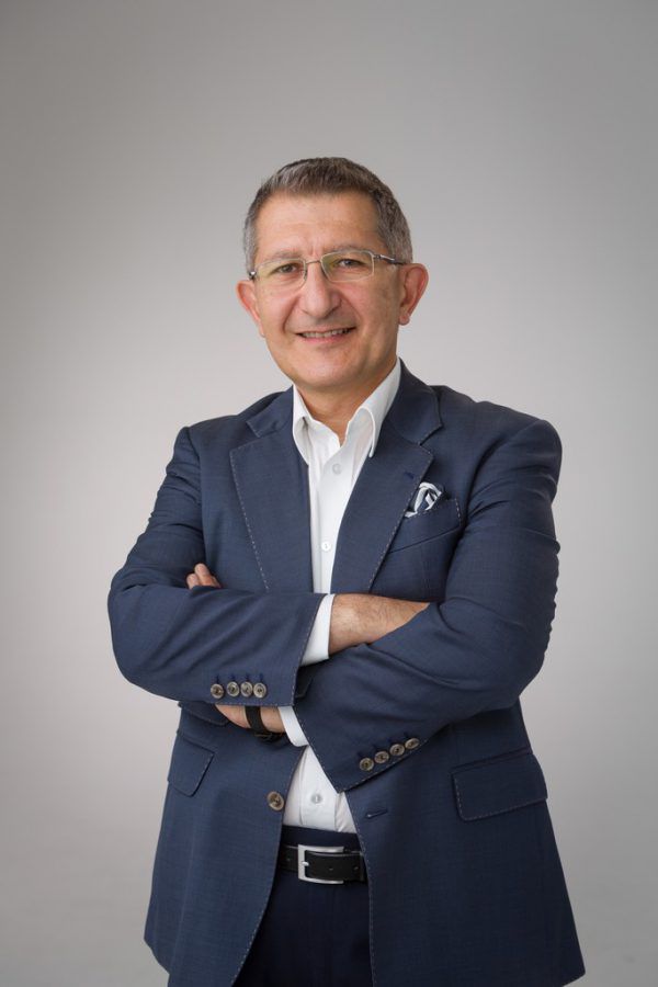 Unternehmer Vaheh Khachatouri.studio fasching