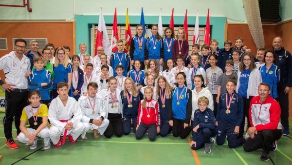 Die erfolgreichen Karatekas aus Vorarlberg. Grafoner