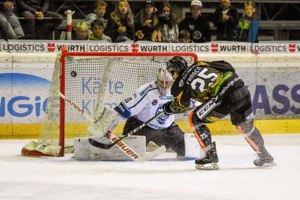 Ex-NHL-Spieler Matt Fraser ist mit zehn Treffern der beste Torschütze der Dornbirner.  GEPA/Lerch