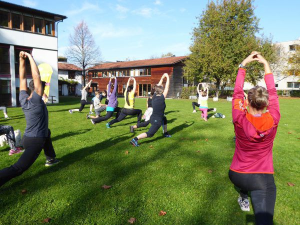 Outdoortraining im Kinderdorf.  Kinderdorf