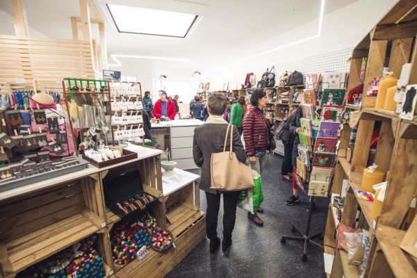 Das Angebot im s‘Fachl in Dornbirn stößt auf reges Interesse.