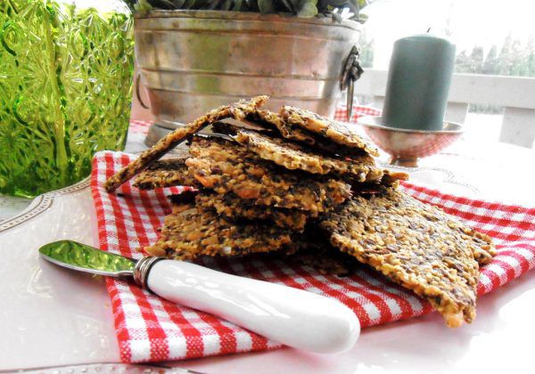 Die Kräcker schmecken pur oder auch mit Aufstrich. Ulrike Hagen