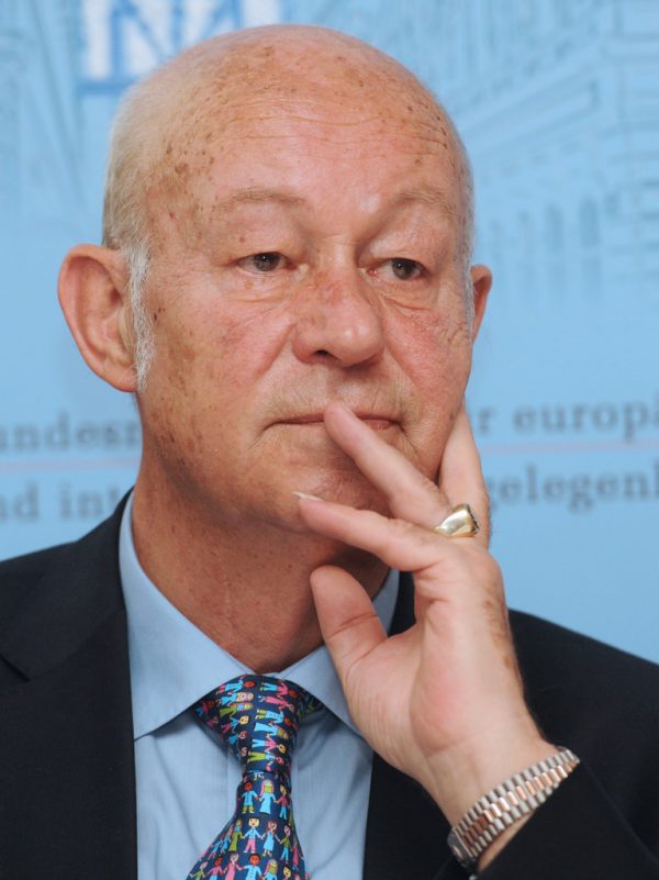 Helmut Kutin.  apa