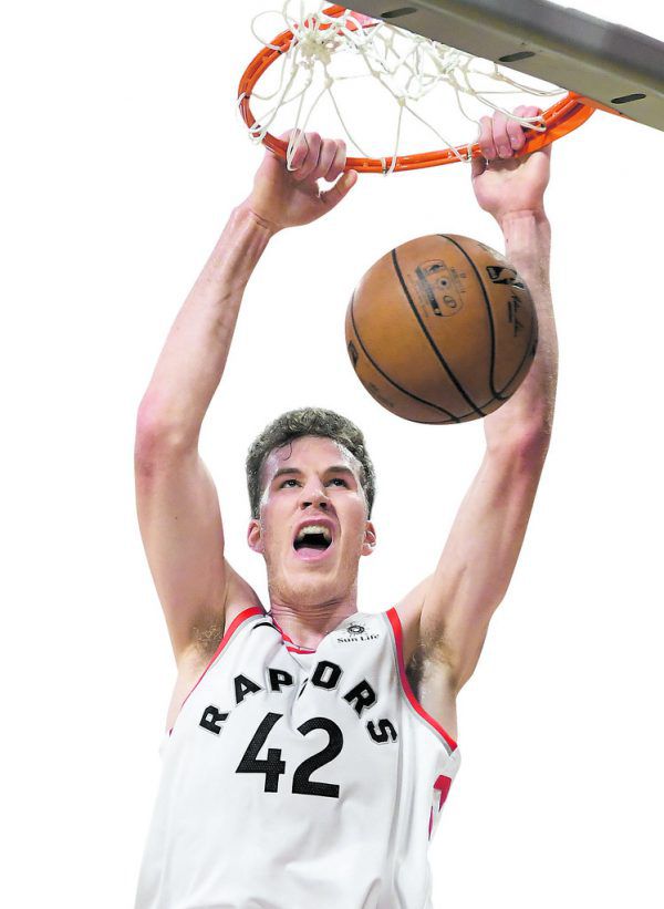Jakob Pöltl von den Toronto Raptors hat sich zu Beginn seiner zweiten NBA-Saison viel Respekt erarbeitet. AP