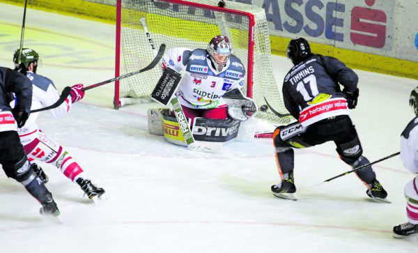 Timmins bugsierte gegen Bozen die Scheibe zwischen der Schulter des Goalies und der Stange artistisch unter die Latte. Hartinger