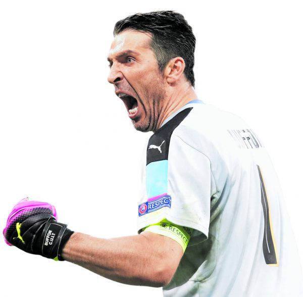 Torhüter Gigi Buffon lässt sich von Schmähungen nicht aus dem Konzept bringen.   AP