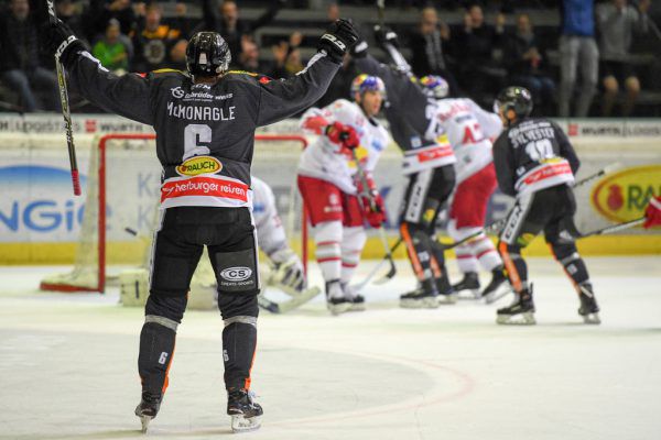 Am 15. Oktober siegten die Dornbirn Bulldogs mit 5:3 gegen Salzburg im Messestadion. Gepa/Lerch