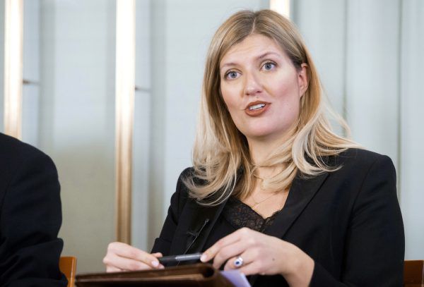 Beatrice Fihn bei einer Pressekonferenz am Samstag in Oslo. AP