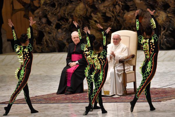 Der Papst bei der Zirkusvorstellung.  AFP/Andreas Solaro