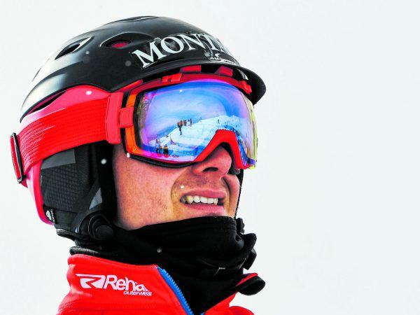 Für Alessandro Hämmerle endete das Rennen in Val Thorens im Fangnetz und mit Platz 26. GEPA/Lerch