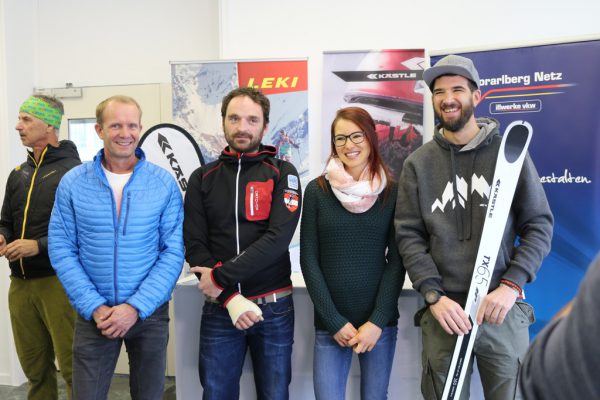 Niederelauf-Organisator Jodok Bär, Bergläuferin Larissa Gabriel und VSTC-Chef Klaus Drexel (v.l.). Privat, Berchtold