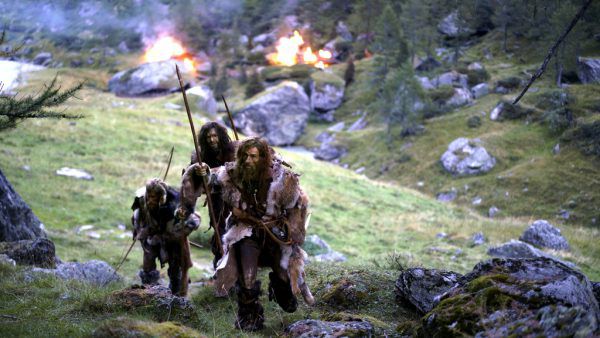Ötzi ist auf der Suche nach den Mördern seiner Familie. Filmladen