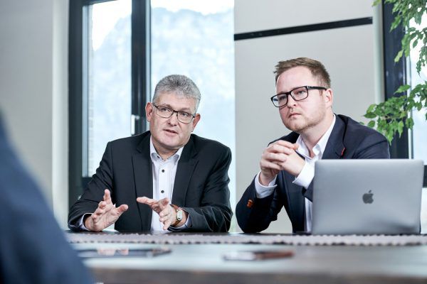 Udo Oksakowski, Gründer und Verwaltungsratspräsident, sowie Max J. Heinzle, Gründer und Geschäftsführer.21.finance/Marcel Hagen