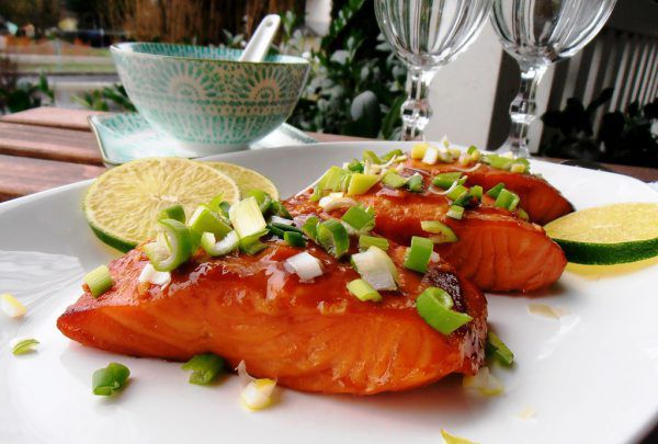 Asiatischer Lachs ist leicht zuzubereiten. Ulrike Hagen