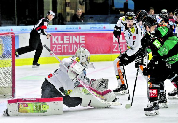 Die Dornbirner brauchen heute eine stabile Defensive.  GEPA