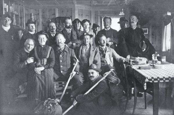 In der Saarbrücker Hütte, 1911. Fotoarchiv der Sektion Saarbrücken