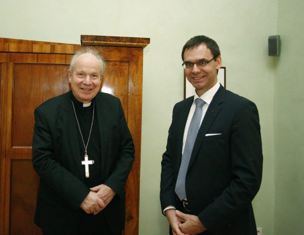 Kardinal Christoph Schönborn (l.) begrüßte den Gast aus Vorarlberg Markus Wallner. VLK/tatic