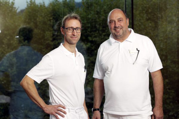 Primar Arno Martin und Richard Schnetzer. Krankenhaus Dornbirn