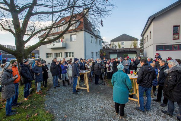 Eine frühere Aktion der Bürgerinitiative am Kreisverkehr „Engel“. Roland Paulitsch
