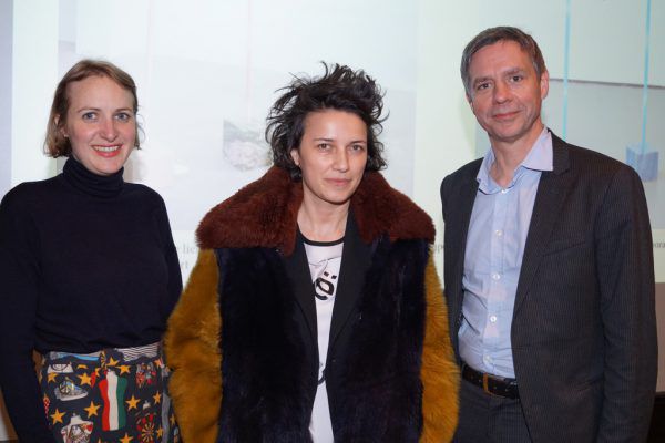 Galeristin Katharina Schendl, Künstlerin Flaka Haliti und Direktor Thomas D. Trummer (v.l.). Ritter