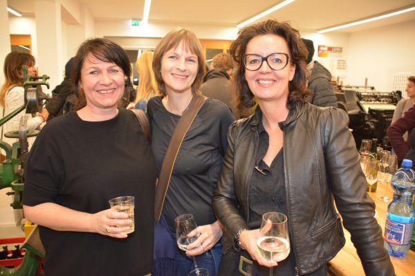 Motter-Fans: Michele Keck, Marlis Scherling und Conny Amann.