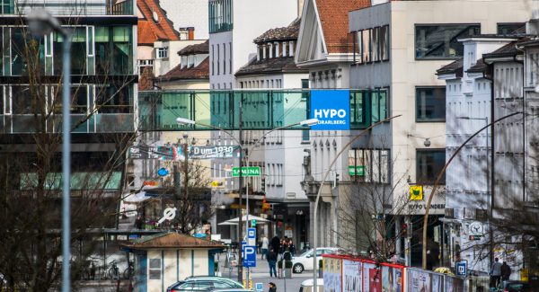 414.000 Euro soll die Hypo laut FMA als Strafe zahlen, Vorstände kündigten Beschwerde an. Klaus hartinger